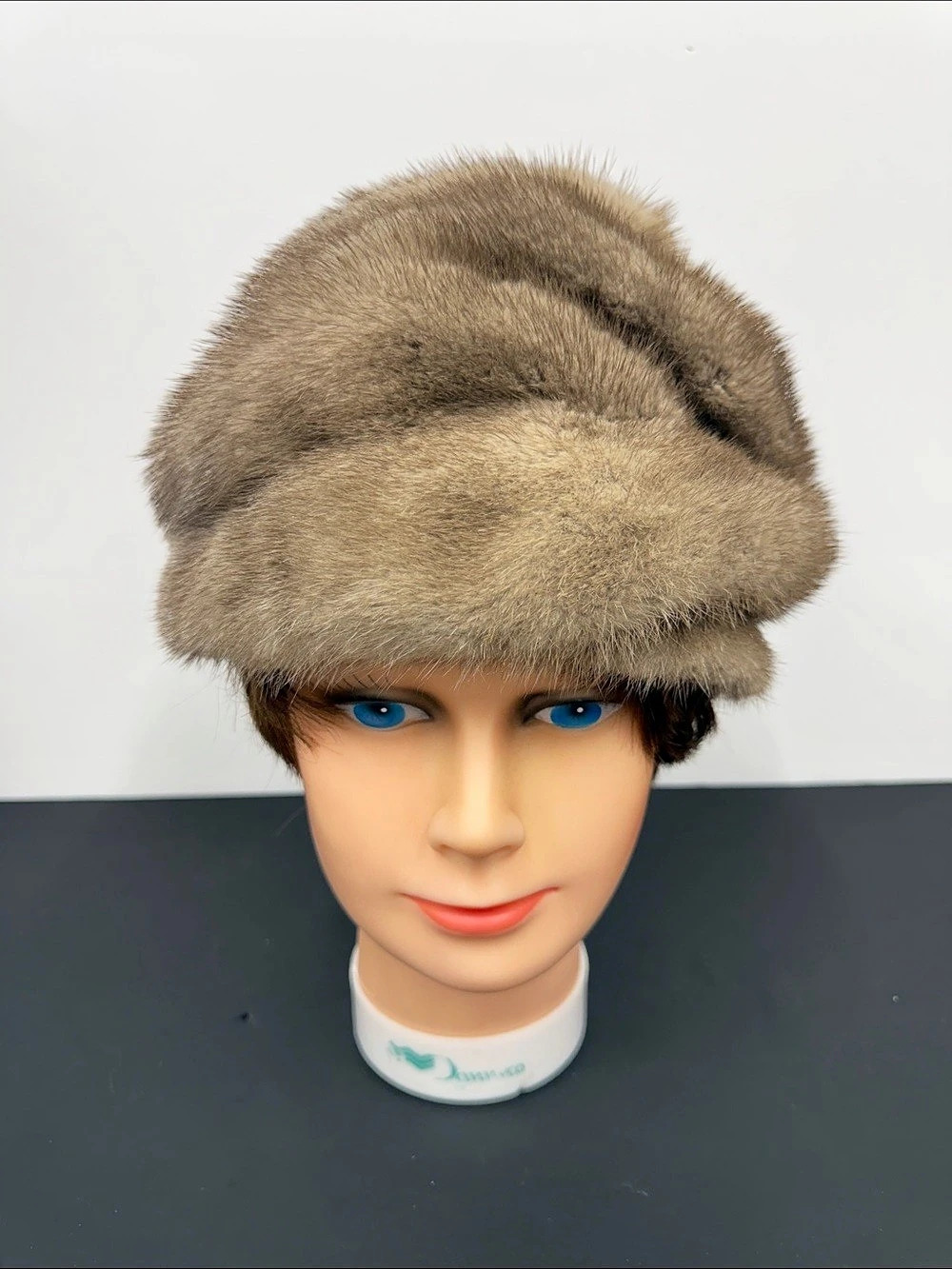 Vintage Christine Originals Montreal Mink Fur Hat 22” Size 7 Sculpted Cloche